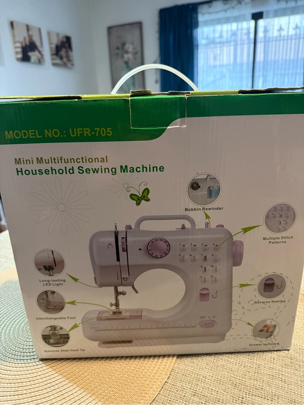Mini Multifunctional Sewing Machine - Pink - Picture 4 of 6